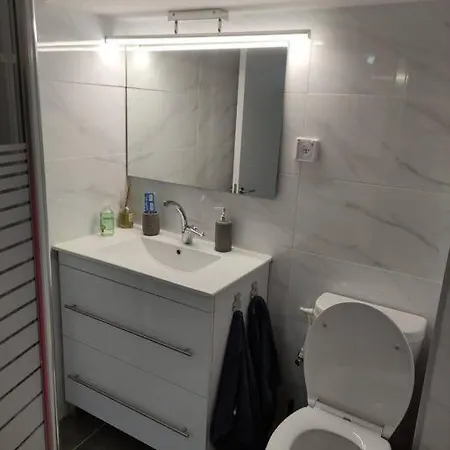דירות יחידת אירוח חדשה ומקסימה בכרמיאל מראה חיצוני תמונה
